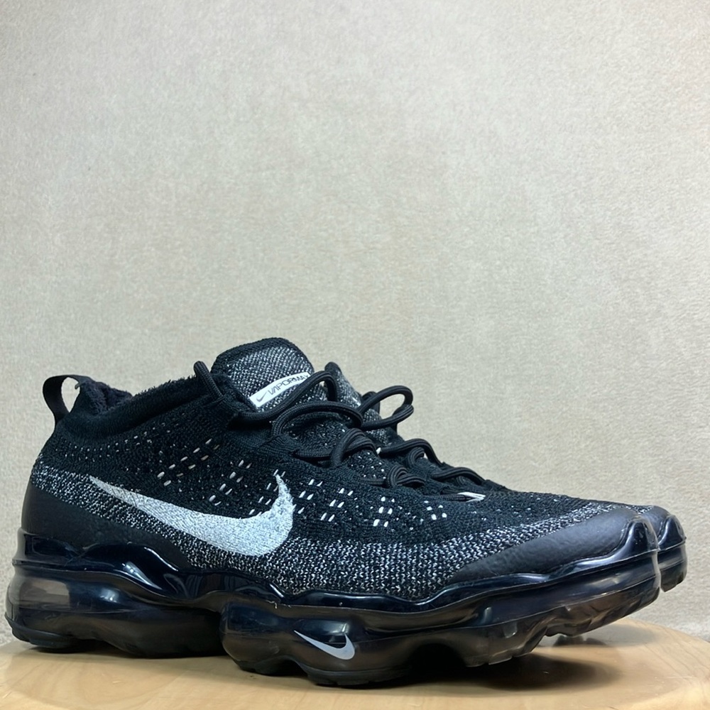 Nike Air VaporMax Flyknit 2023 Athletic Sneaker Shoes DV1678-001 Men’s‎ size 7